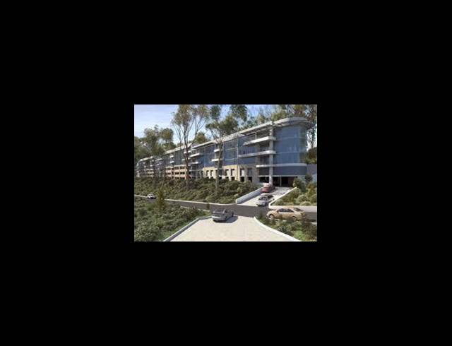 689M² OFFICE RENTED IN PLATTEKLOOF